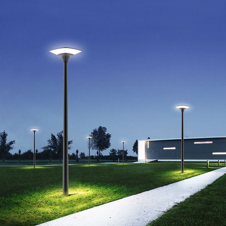 Solar Flood Light UFO 120W - Image 2